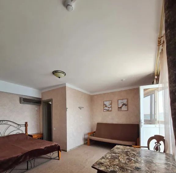 комната г Феодосия пгт Курортное ул Курортная 15 фото 1