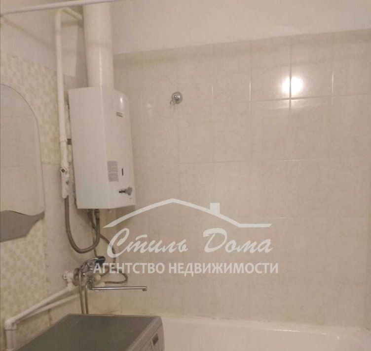 квартира г Волгоград р-н Тракторозаводский ул им. Жолудева 32 фото 3