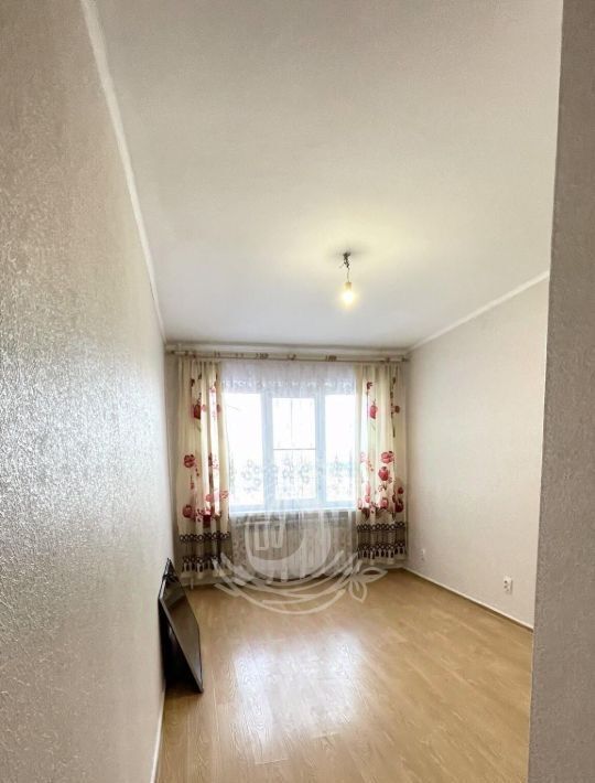 квартира г Барнаул р-н Индустриальный ул Весенняя 10к/1 фото 2