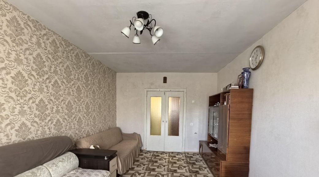 квартира г Волгоград р-н Дзержинский ул им. Землячки 54 фото 2