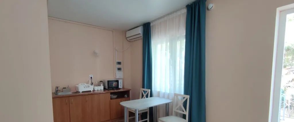 комната г Алушта с Малореченское ул Виноградная 1д фото 5