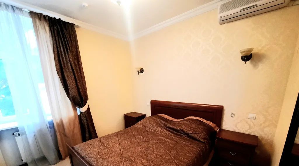 комната г Евпатория ул Караева 1 фото 7