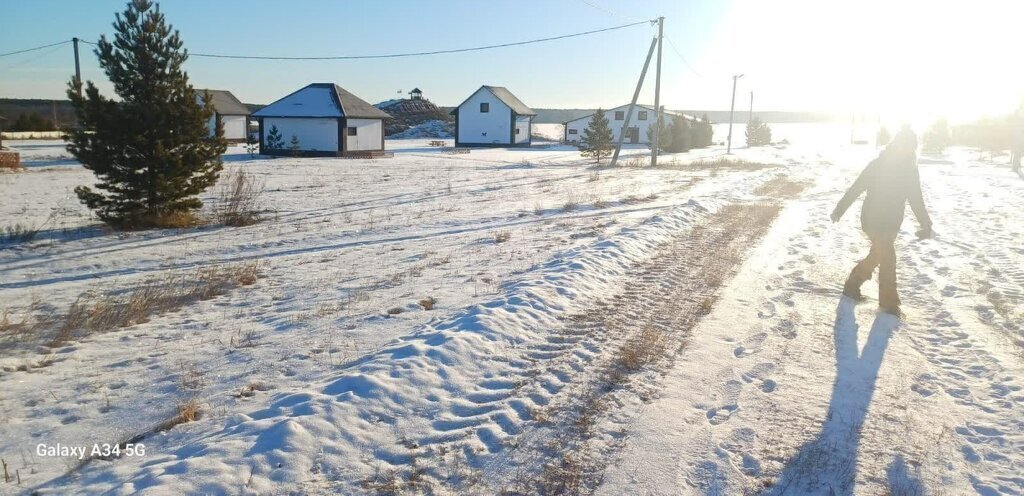 дом р-н Ялуторовский с Сингуль Татарский ул Вербная фото 11