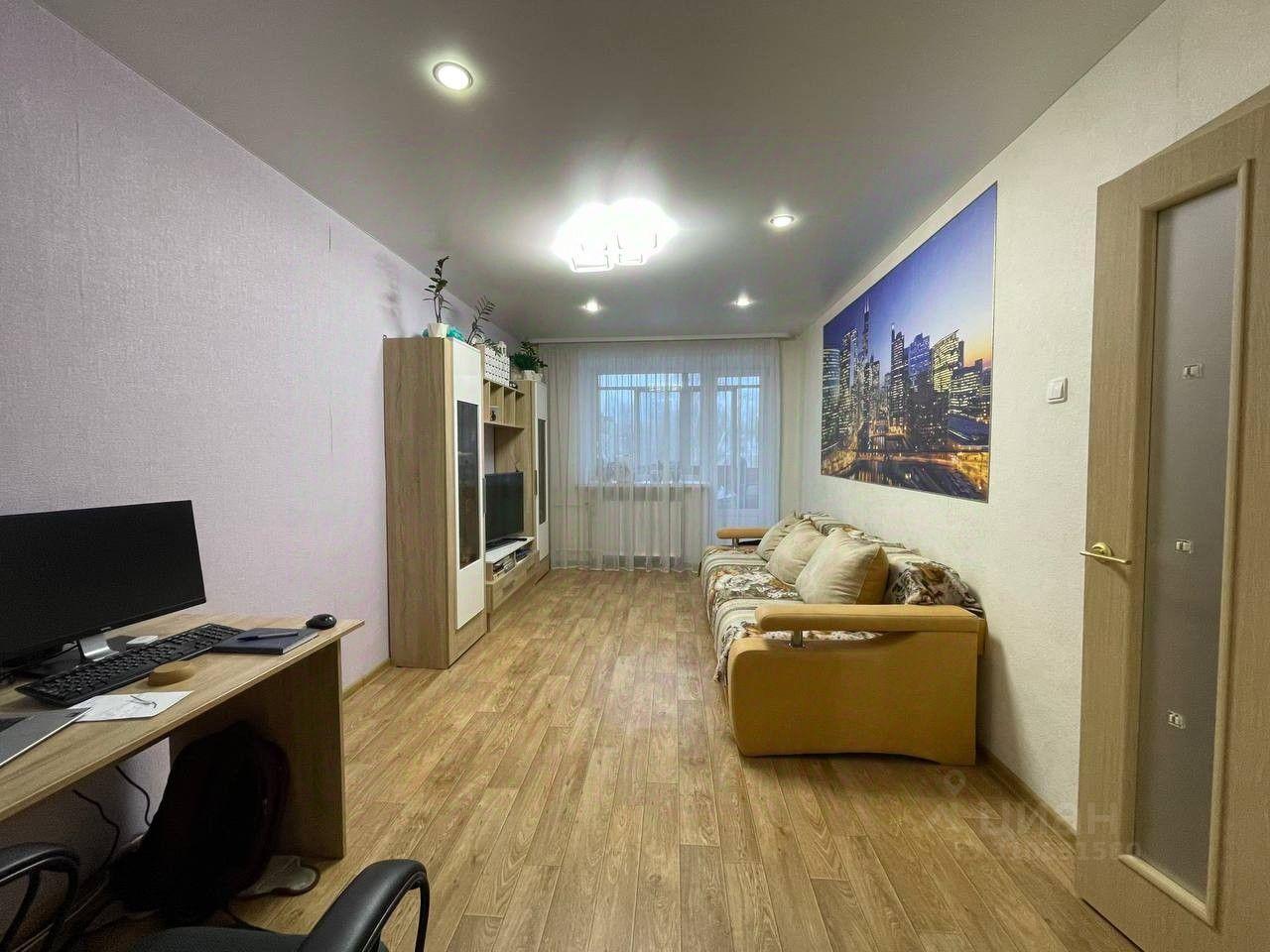 квартира г Екатеринбург р-н Октябрьский ул Хрустальная 37 фото 1