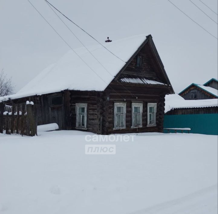 дом р-н Уржумский с Петровское ул Свободы 6 фото 1