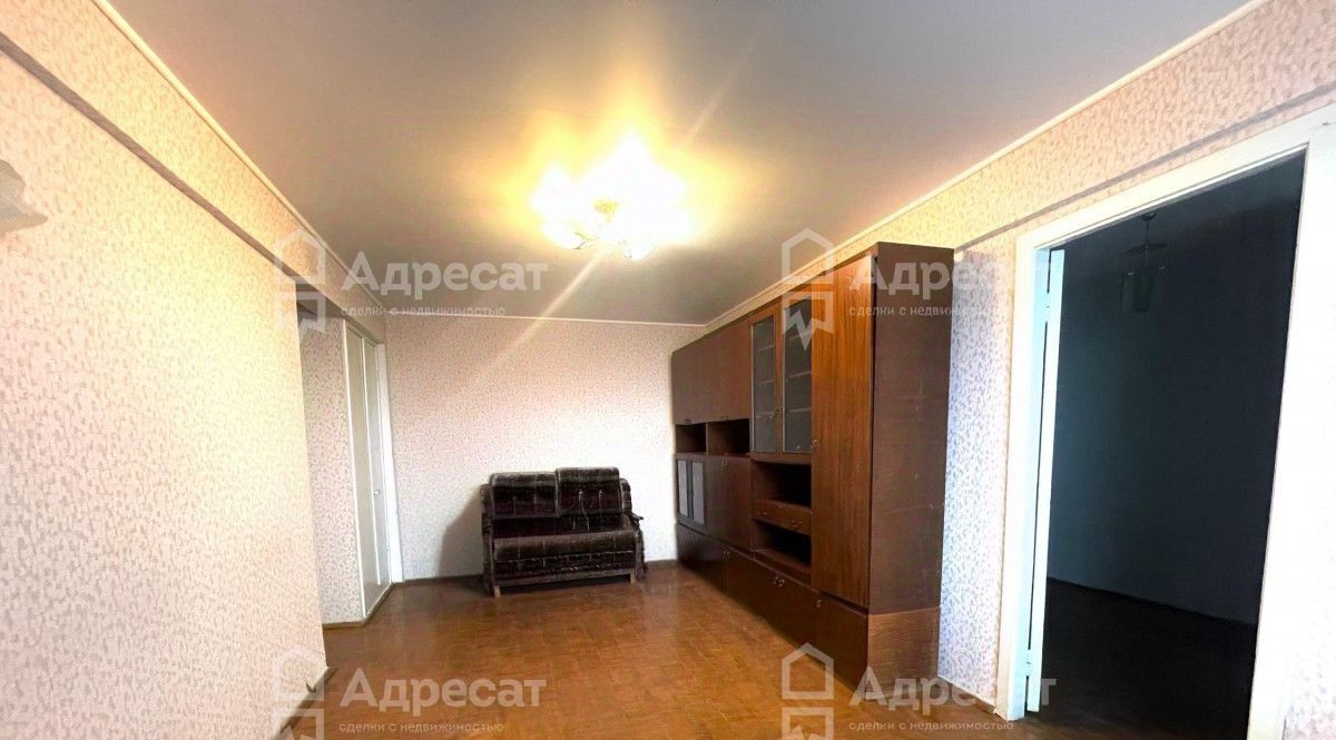 квартира г Волгоград р-н Дзержинский ул Краснополянская 18 фото 1