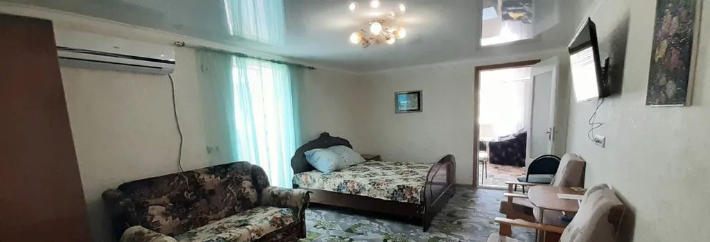 дом р-н Приморско-Ахтарский г Приморско-Ахтарск ул Октябрьская 31 фото 1