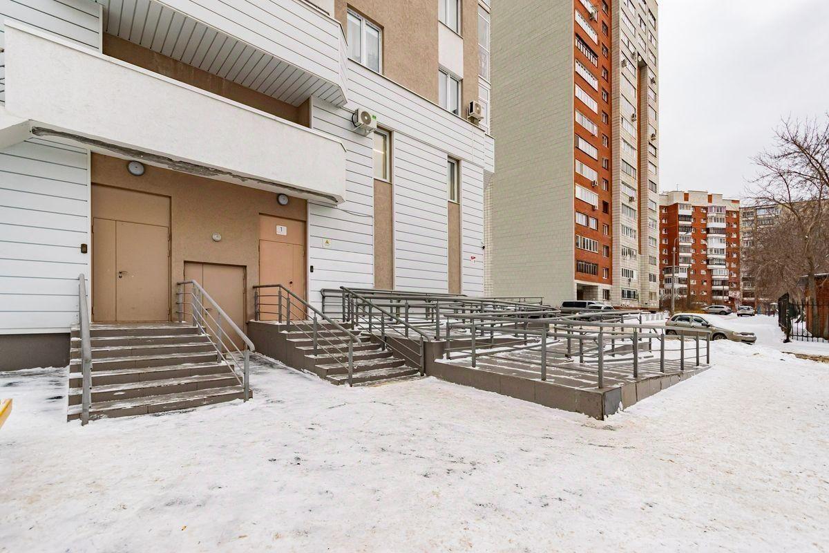 квартира г Екатеринбург р-н Железнодорожный ул Среднеуральская 9 фото 19