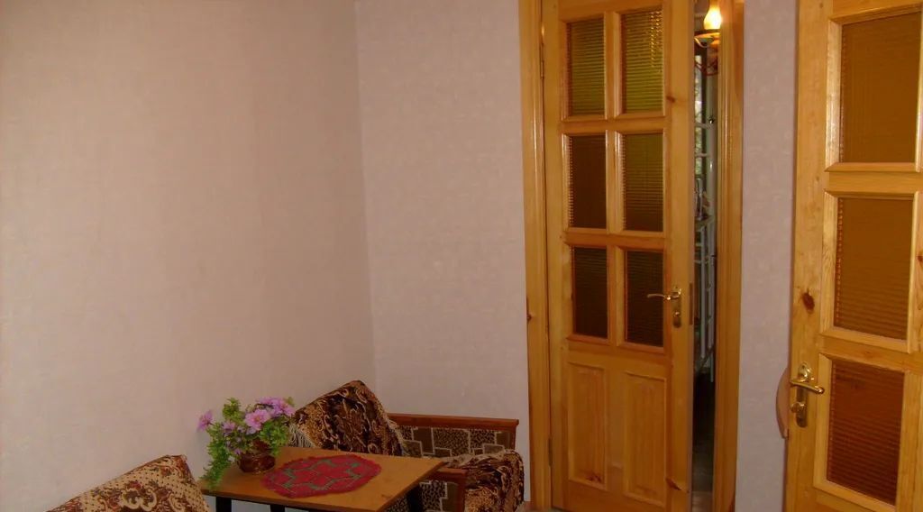 дом г Ялта туп Таврический 3 фото 14