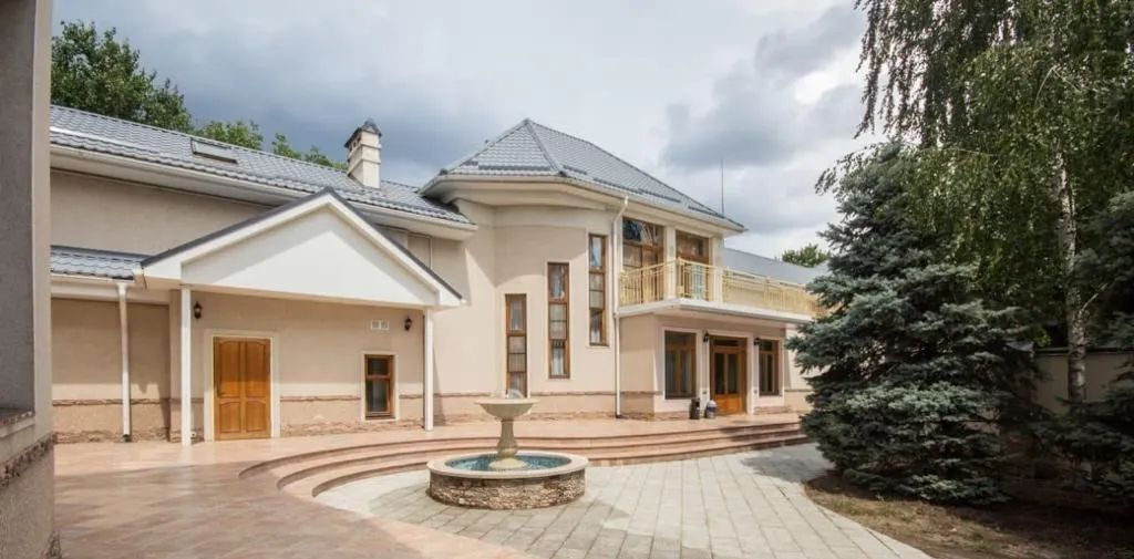 дом г Краснодар р-н Центральный ул Кубанская 1/11 фото 2