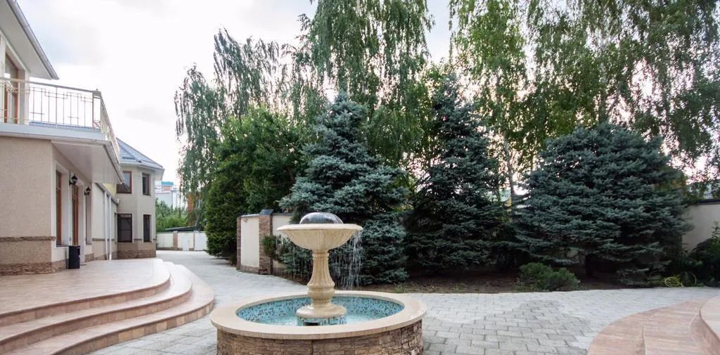 дом г Краснодар р-н Центральный ул Кубанская 1/11 фото 9