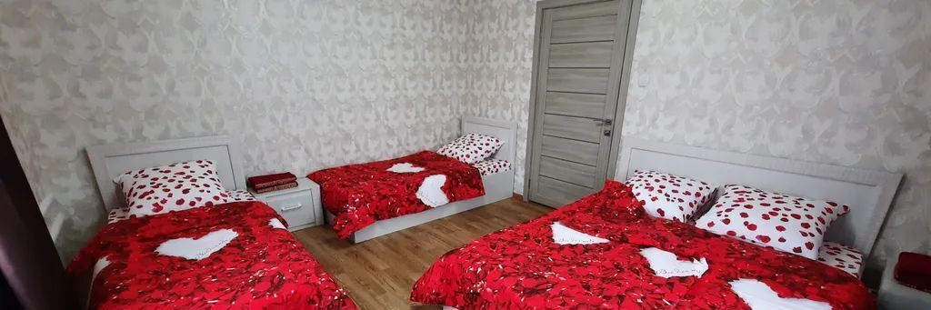 дом р-н Богучарский г Богучар ул Брагонина 32 фото 1