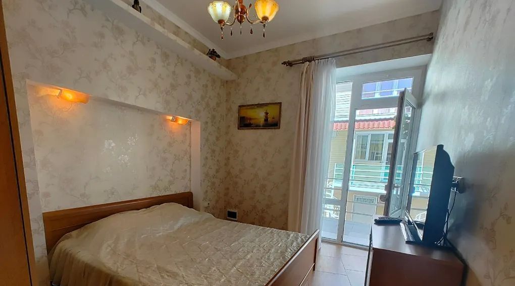 комната г Феодосия пгт Орджоникидзе ул Двуякорная 5 фото 3