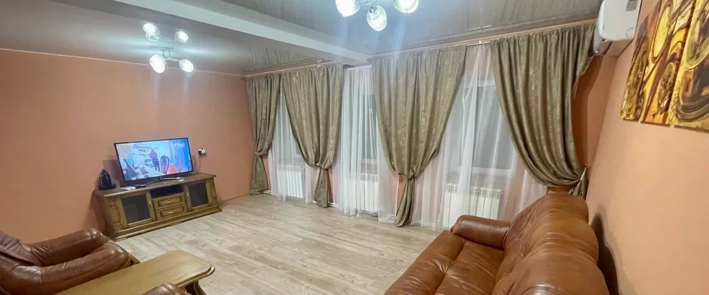 дом г Каменск-Шахтинский ул Ленина 112 фото 1