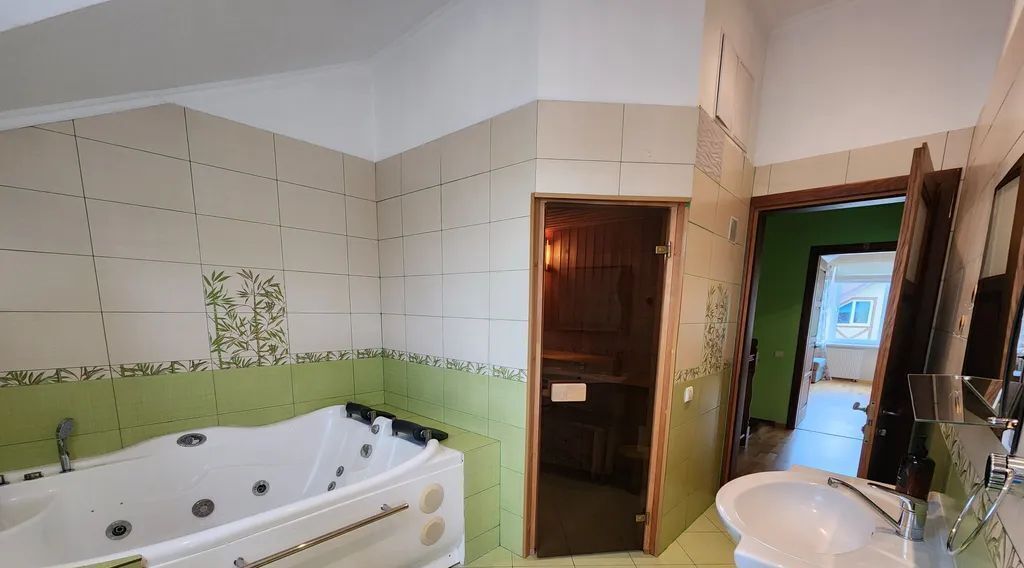 дом г Пионерский ул Рензаева 10б фото 39