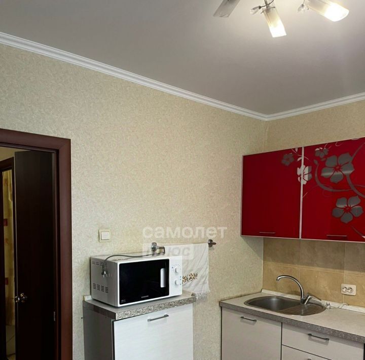 квартира г Саратов р-н Волжский ул им Исаева Н.В. 5 фото 7