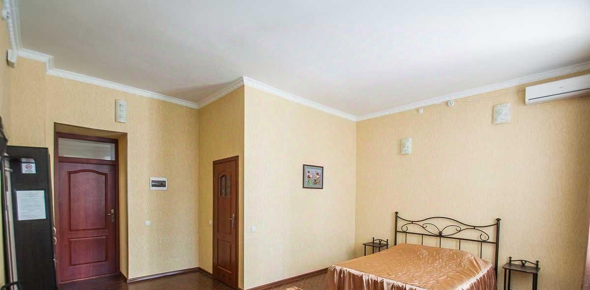комната г Феодосия б-р Старшинова 1 фото 2