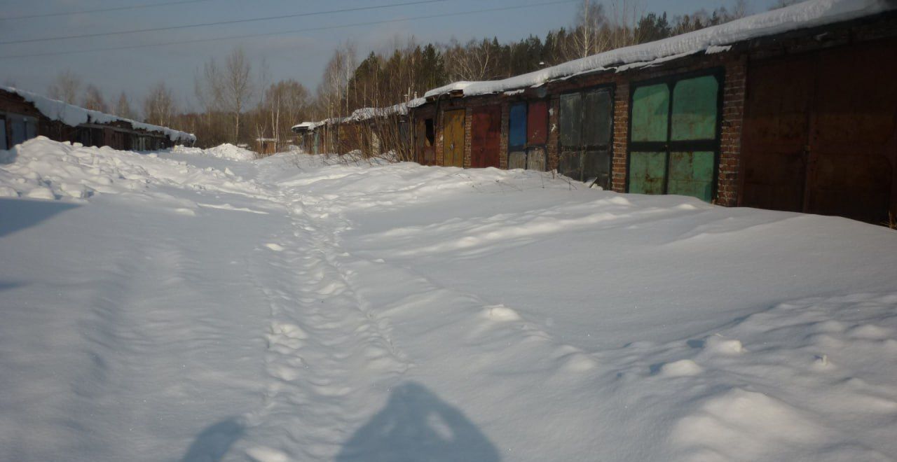 гараж г Северск ул Парусинка 5с/7 фото 2