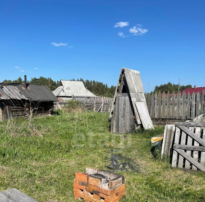 дом р-н Тугулымский д Луговая ул Центральная 89/2 фото 1