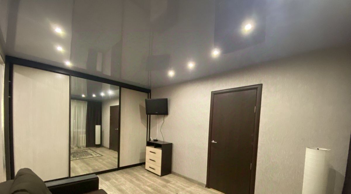 квартира г Мурманск р-н Ленинский ул Свердлова 10к/3 фото 3