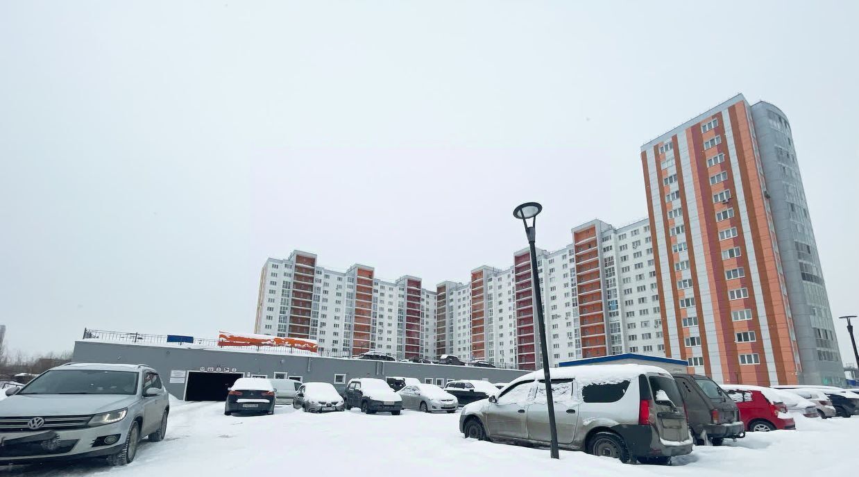 гараж г Сургут ул Иосифа Каролинского 10 30-й фото 1