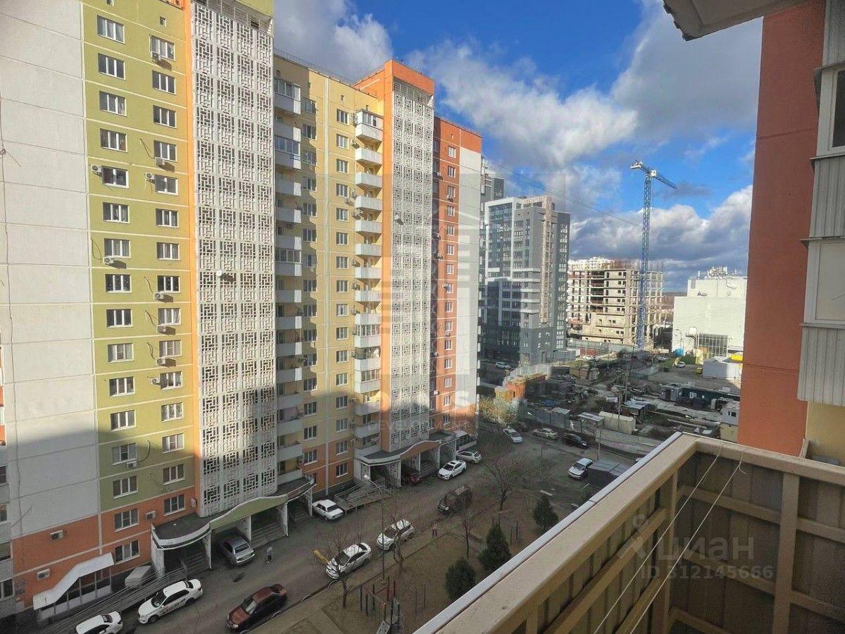 квартира г Краснодар р-н Прикубанский ул им. Академика Лукьяненко П.П. 12/1 фото 1