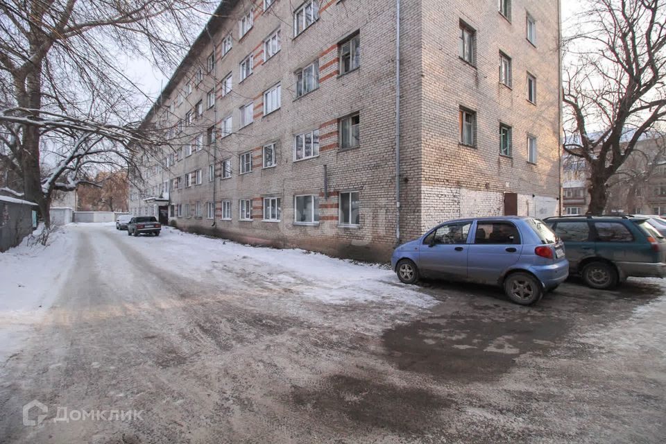 комната г Барнаул р-н Железнодорожный муниципальное образование Барнаул, Георгия Исакова, 116а фото 3