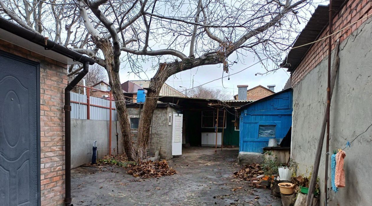 дом г Ростов-на-Дону р-н Пролетарский Нахичевань ул 11-я линия 81 фото 3