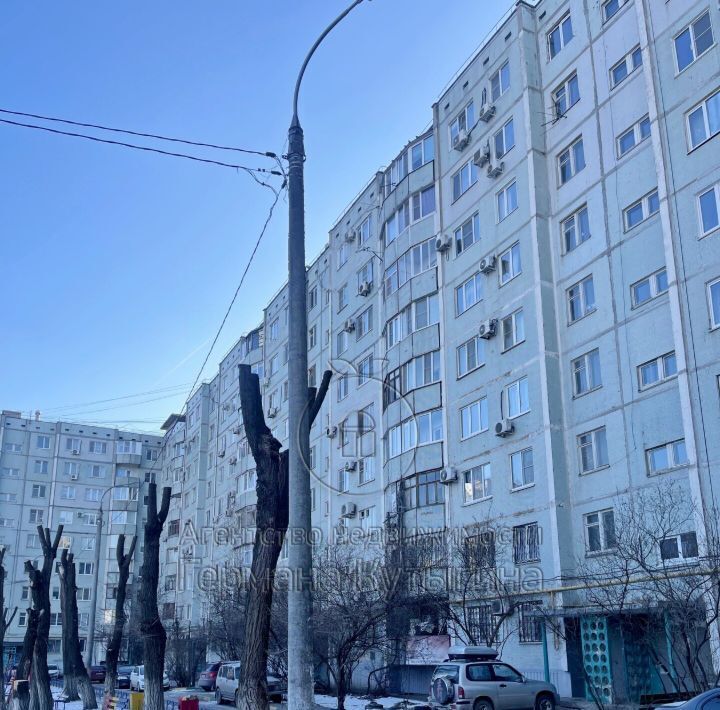 квартира г Волгоград р-н Дзержинский ул 8-й Воздушной Армии 40 фото 1