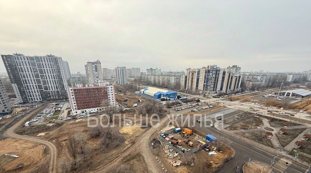 квартира г Волгоград р-н Дзержинский ул 8-й Воздушной Армии 10а фото 21