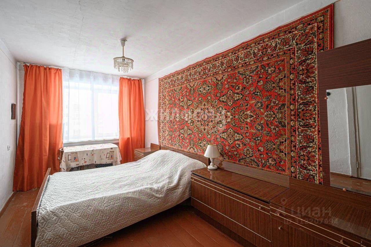 квартира г Новосибирск р-н Калининский ул Учительская 22 фото 4