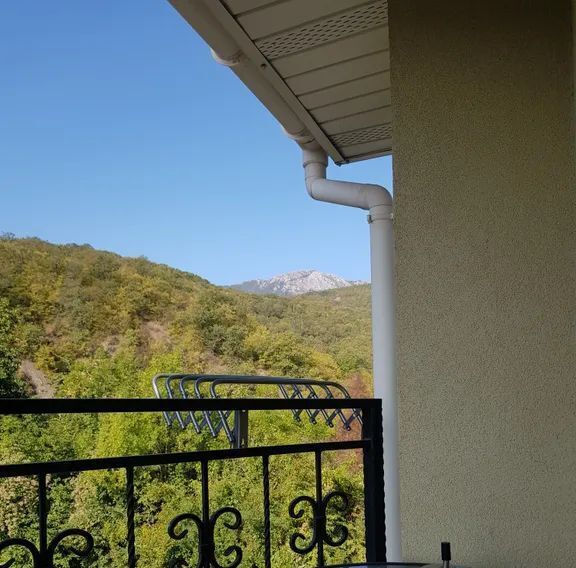 комната г Алушта с Лазурное ул Головкинского 33 фото 12