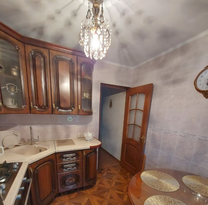 квартира г Грозный р-н Ленинский ул. У. А. Садаева, 1 фото 5