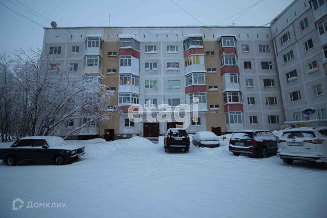 квартира Северная жилая часть Новый Уренгой городской округ, 1-5 фото