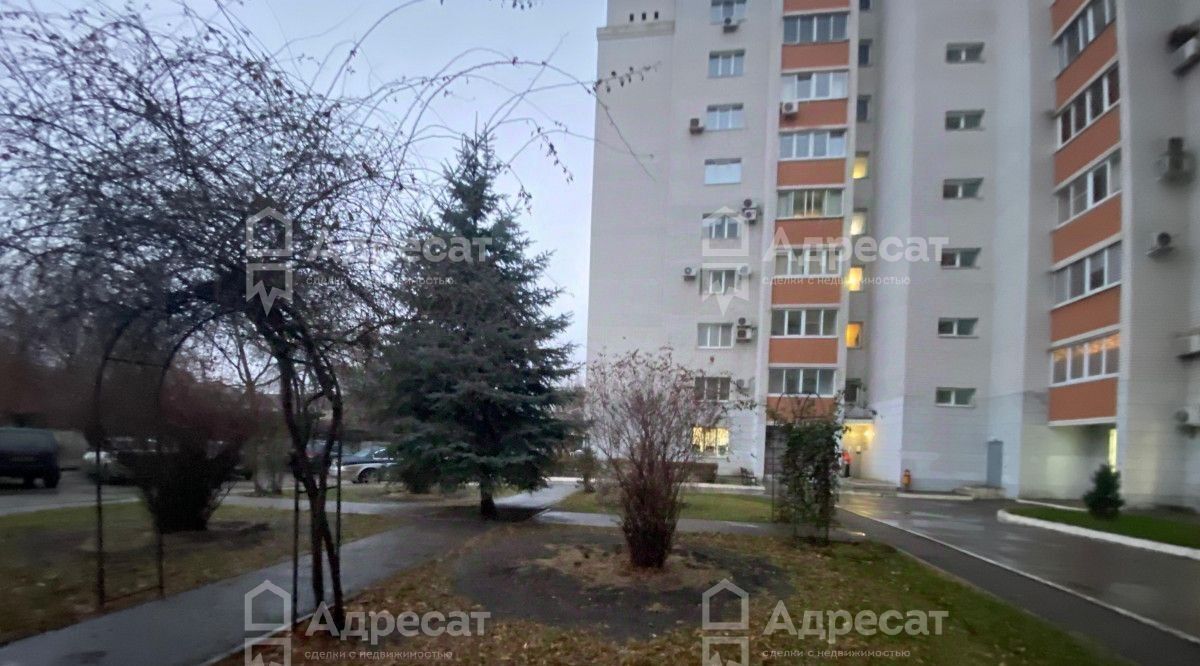 квартира г Волгоград р-н Красноармейский ул им. Тельмана 19 фото 1