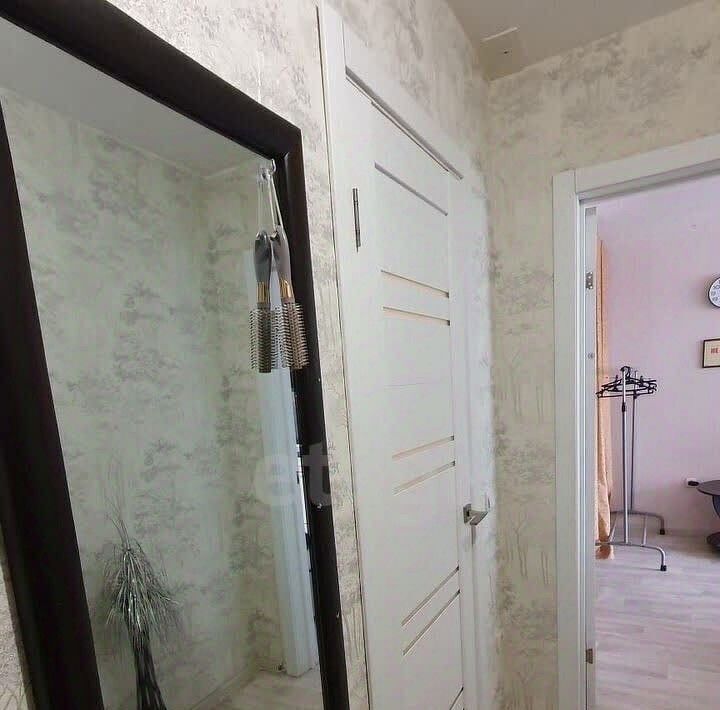 квартира г Новокузнецк р-н Центральный пр-кт Строителей 90б фото 7