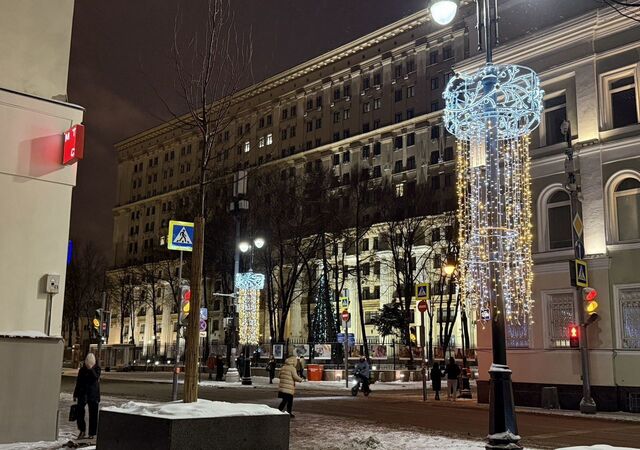 метро Новокузнецкая наб Космодамианская 4/22кб муниципальный округ Замоскворечье фото