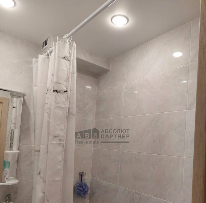 квартира г Великий Новгород пр-кт Мира 34к/2 фото 3