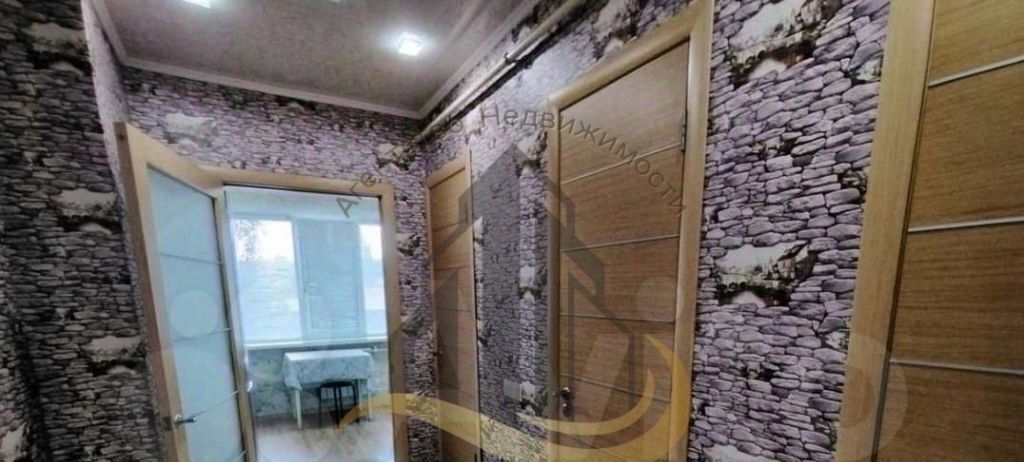 квартира г Старый Оскол ул Крутикова 17 фото 7