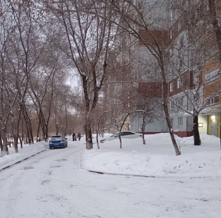 квартира г Омск р-н Кировский б-р Архитекторов 1/2 фото 13