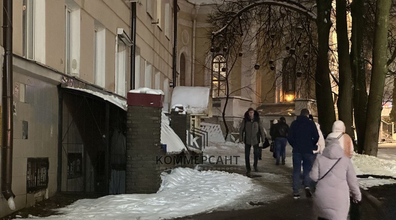торговое помещение г Нижний Новгород Горьковская ул Короленко 12 фото 3