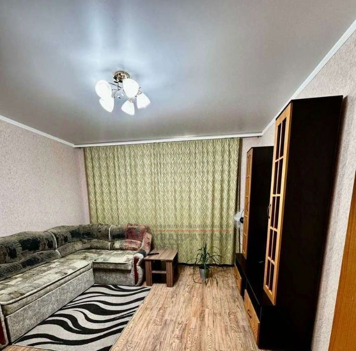 квартира г Старый Оскол Дубрава 1 кв-л, 21 фото 2