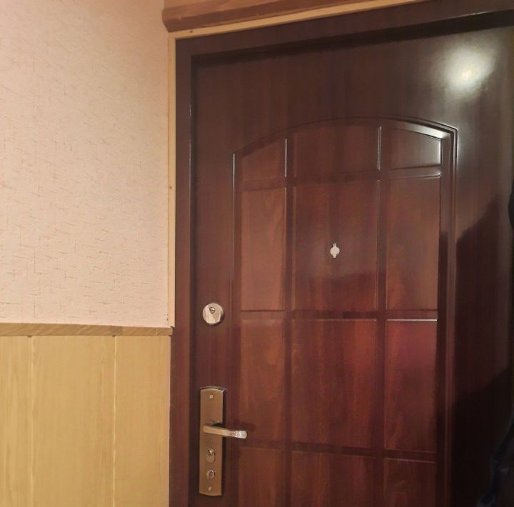 квартира г Мурманск р-н Октябрьский ул Академика Книповича 40 фото 11
