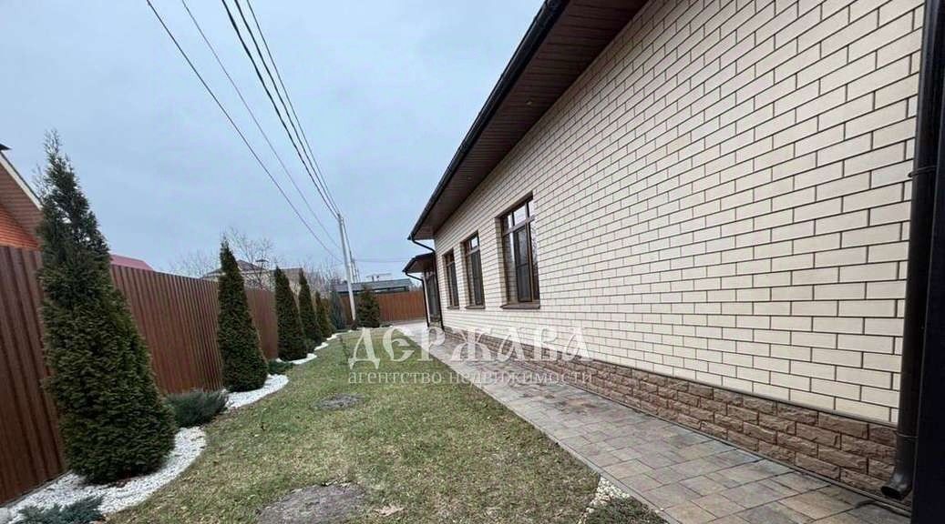 дом г Старый Оскол Дубрава 2 кв-л, 3 фото 26