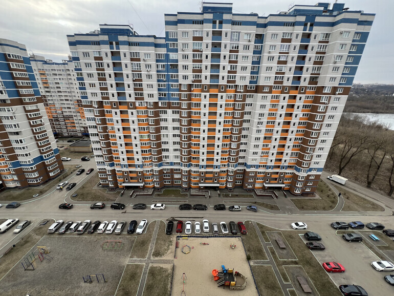 квартира г Брянск р-н Володарский ул Комарова 51 фото 13