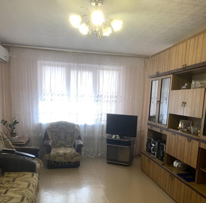 квартира г Волжский ул Мира 104 фото 8