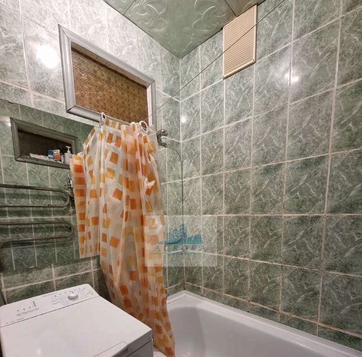 квартира г Саратов р-н Волжский ул Октябрьская 10/12 фото 7