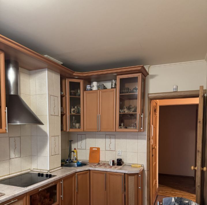 квартира г Тольятти р-н Автозаводский ул Юбилейная 27 фото 3