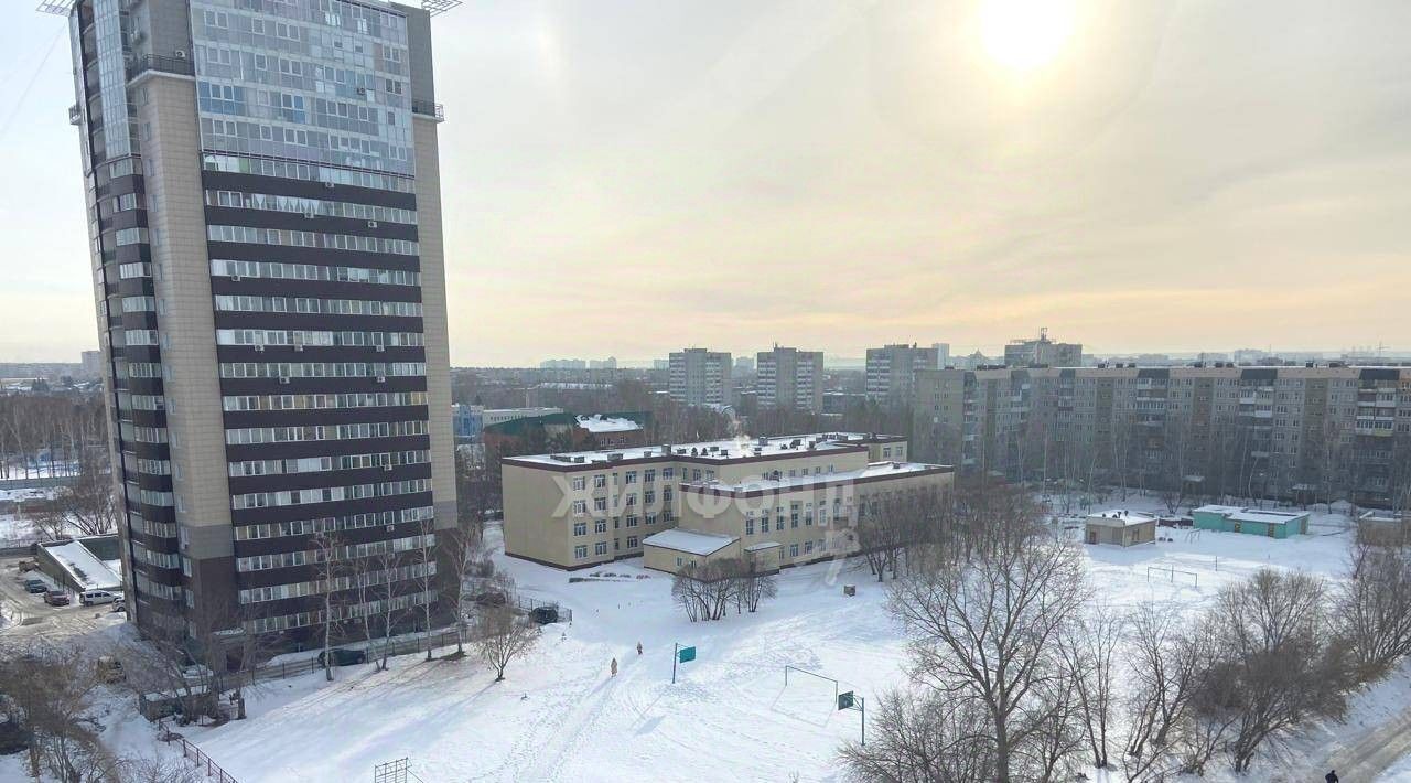 квартира г Барнаул р-н Индустриальный ул Попова 73 фото 8
