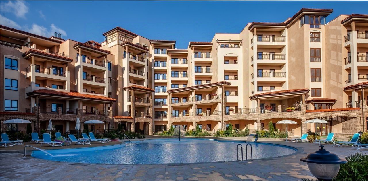 квартира г Евпатория пгт Заозерное ул Аллея Дружбы 10а фото 2